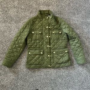 Jcrew Quilted downtown field jacket, moss green. EUC. Small